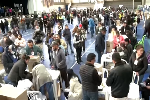 Bolivya'da devlet başkanlığı seçiminin ikinci turunu Rodrigo Paz Pereira kazandı