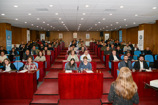 Diyarbakır'da Çok Dilli Belediyecilik Eğitimi düzenlendi
