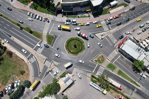 İBB iki ayda 302 bin tonu aşkın asfalt serdi