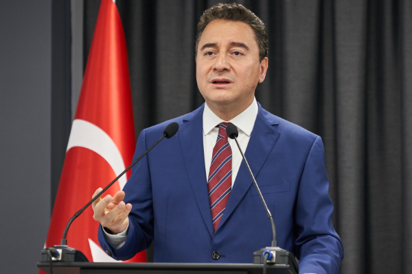 Babacan: “Videolar, ses kayıtları düşmeye başladıysa bilin ki seçimler geliyor”