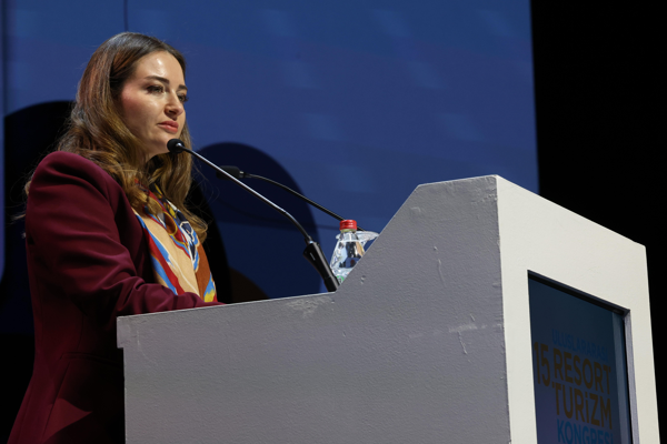 Başkan Vekili Özdemir, Resort Turizm Kongresi’ne katıldı