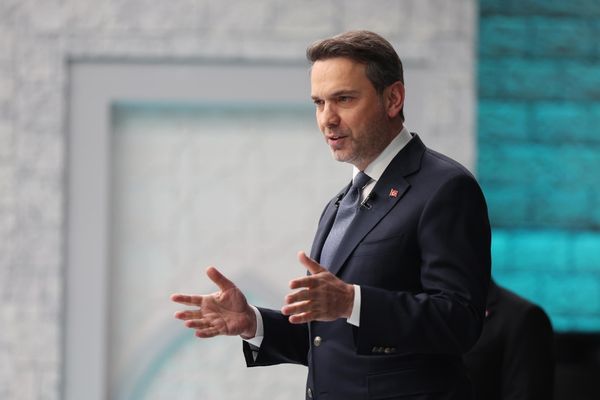 Bakan Bayraktar, Başkan Büyükkılıç ile bir araya geldi<