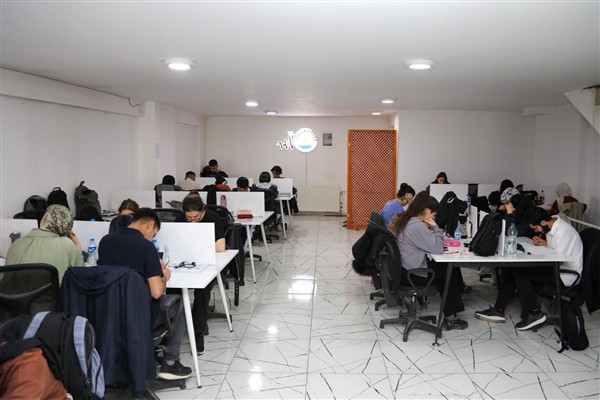 Van Büyükşehir Belediyesi'nin etüt merkezleri öğrencilerin hizmetinde 