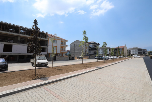 İnegöl Belediyesi'nden Yeni Mahalle'ye 64 araçlık otopark
