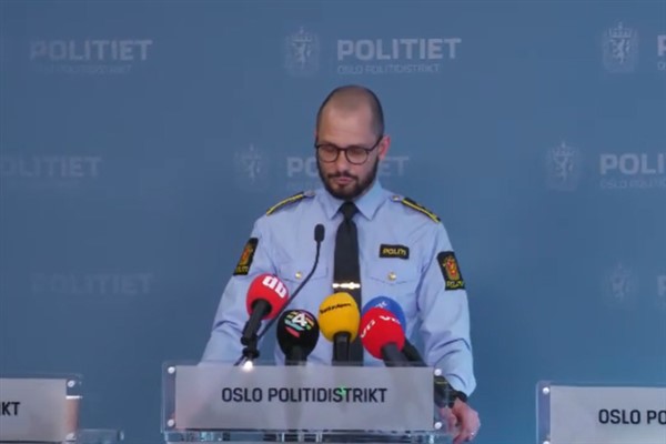 Norveç veliaht prensesinin oğlu tecavüz dahil 23 vakadan suçlanıyor<