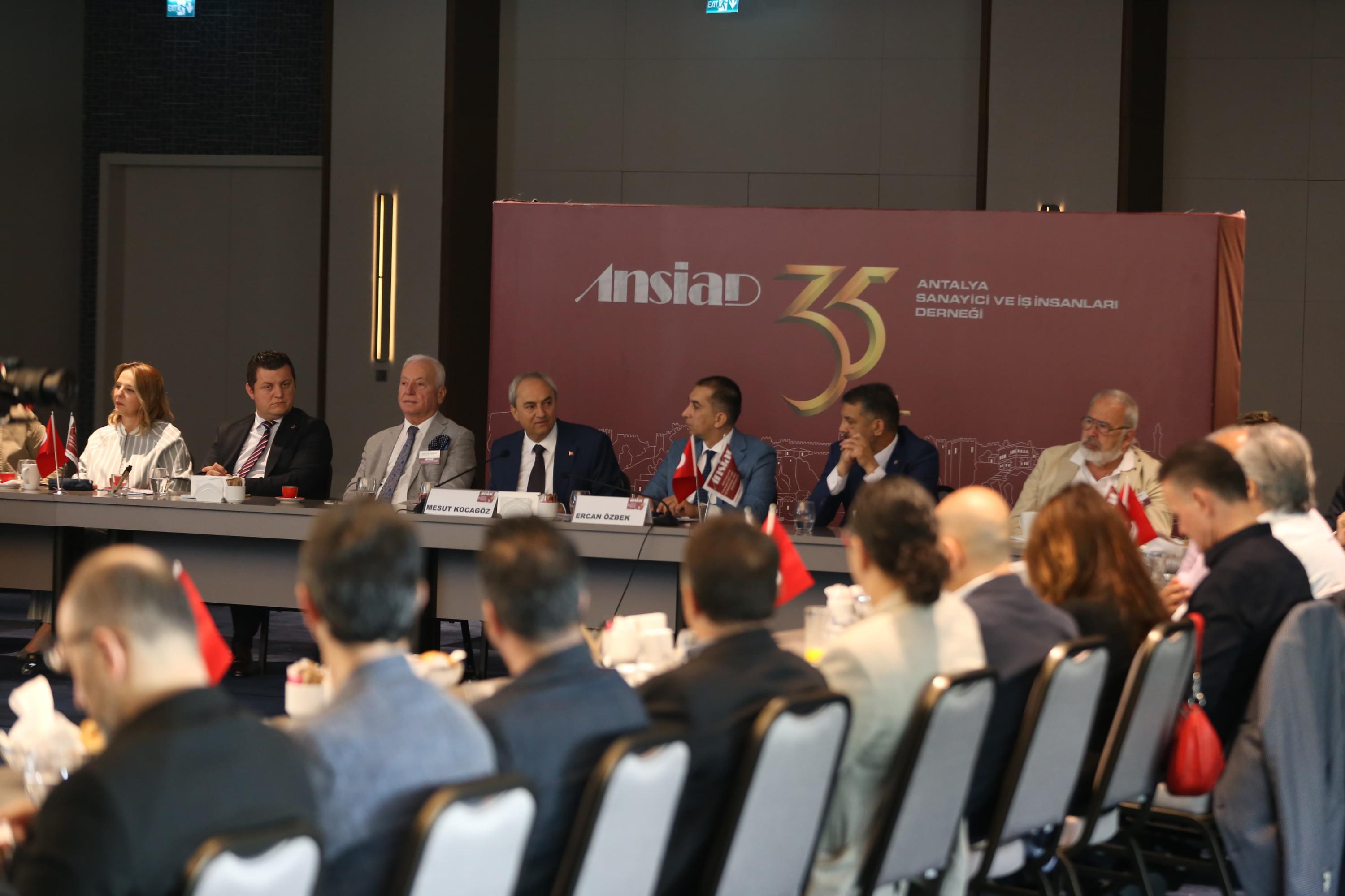 Kepez Belediye Başkanı Kocagöz’den iş insanlarına çağrı