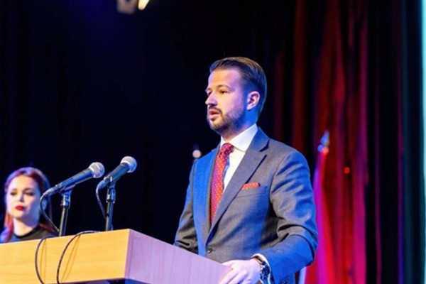 Cumhurbaşkanı Milatoviç, Estonya Cumhurbaşkanı Karis’i resmi törenle Karadağ’da ağırladı<