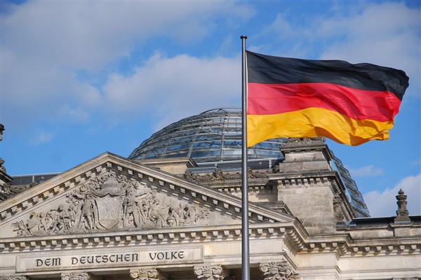 Merz, Hamburg Belediye Başkanı Tschentscher ile görüştü<