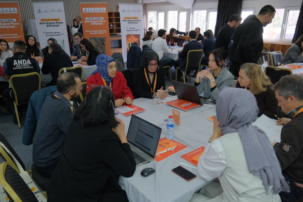 İnegöl’de “Çocuk Odaklı Afet Eylem Planı Çalıştayı” düzenlendi<