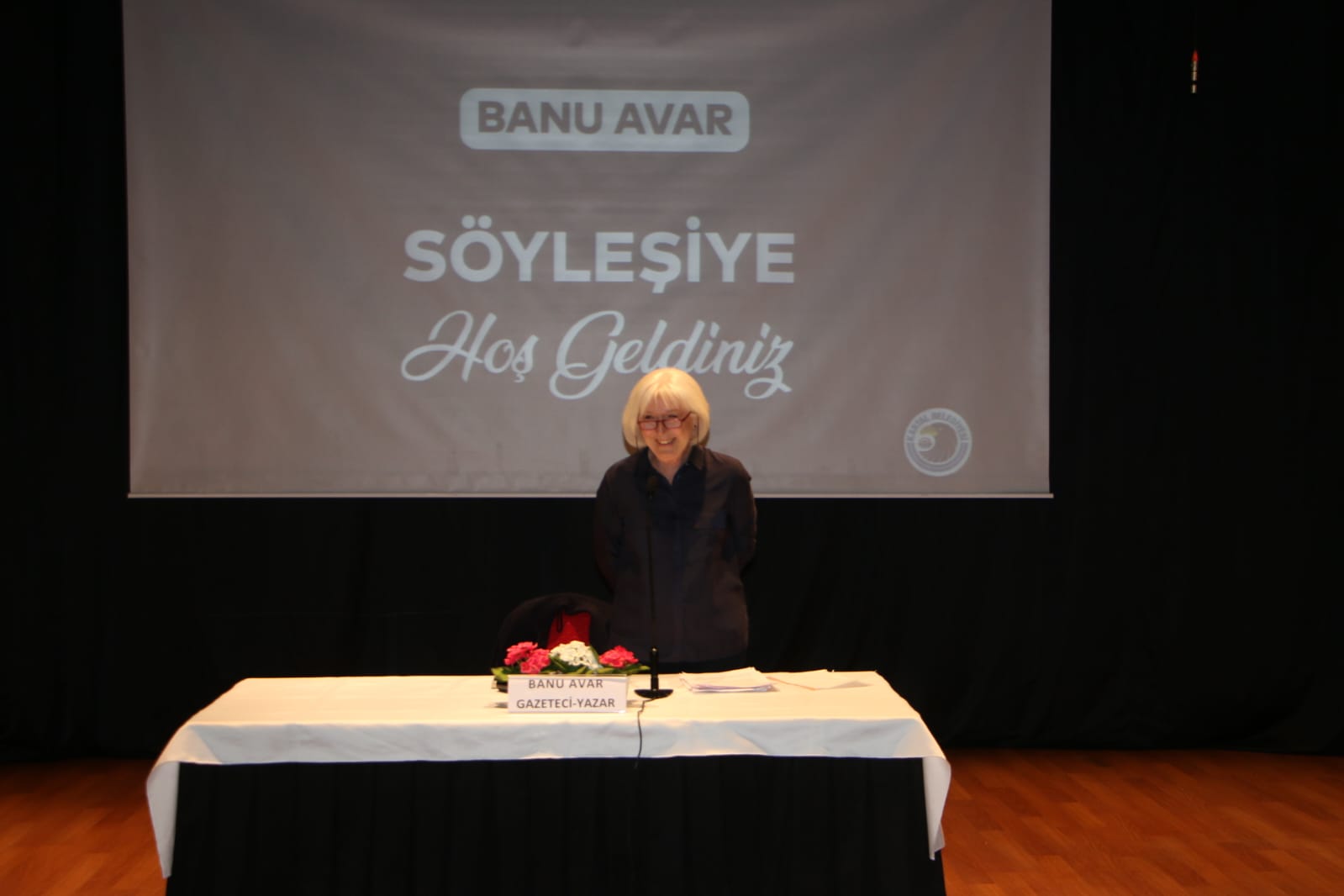 Gazeteci Banu Avar, Kartal’da küresel gelişmeleri değerlendirdi<
