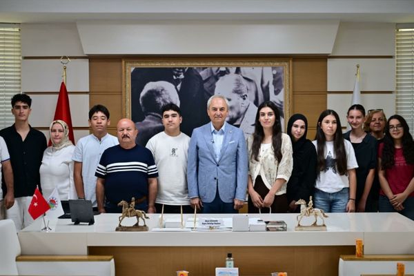 Kepez’in eğitim kurslarından LGS ve YKS başarısı