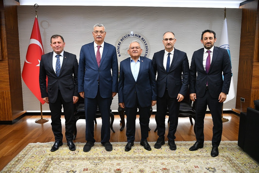  Kayseri Büyükşehir Belediyesi’nde spor projeleri masaya yatırıldı