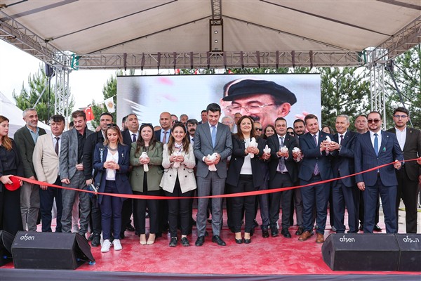 Afyonkarahisar’da Bülent Ecevit Parkı açıldı<