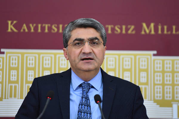 Ekmen: Mevcut sigorta sisteminin yetersizliği açıkça görülmektedir