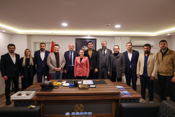 Başkan Vekili Özdemir: Alanya'yı hak ettiği hizmetlerle buluşturmaya devam edeceğiz<