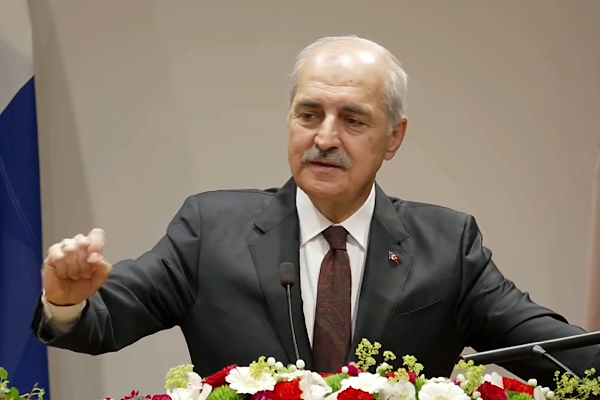 Kurtulmuş, MSÜ Harp Okulları mezunlarını tebrik etti