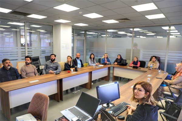 Kayapınar'da Engelsiz Yaşam ve Otizm alanında atölye çalışması 