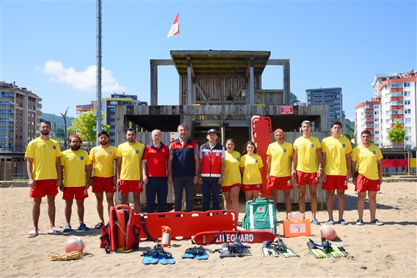 Giresun’da cankurtaranlar, haftanın 7 günü plajlarda görev başında olacak<