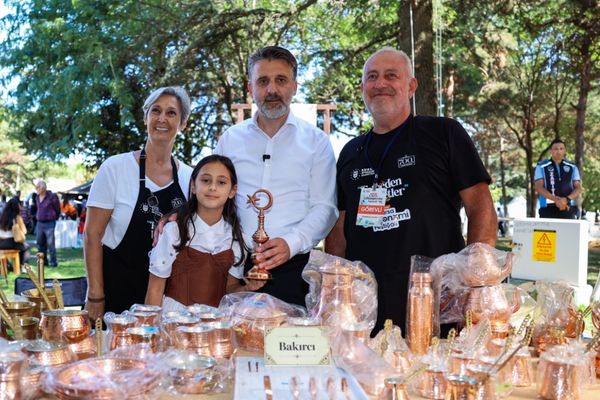 Bursa’nın asırlık değerleri Gastronomi Festivali’nde yeniden canlandı<