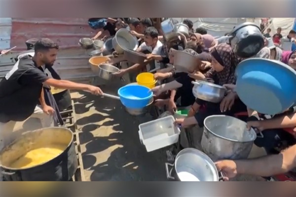  Gazze'de nadir görülen felç hastalığı yayılıyor<