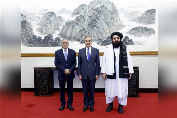 Çin-Afganistan-Pakistan dışişleri bakanları toplantısı verimli geçti<