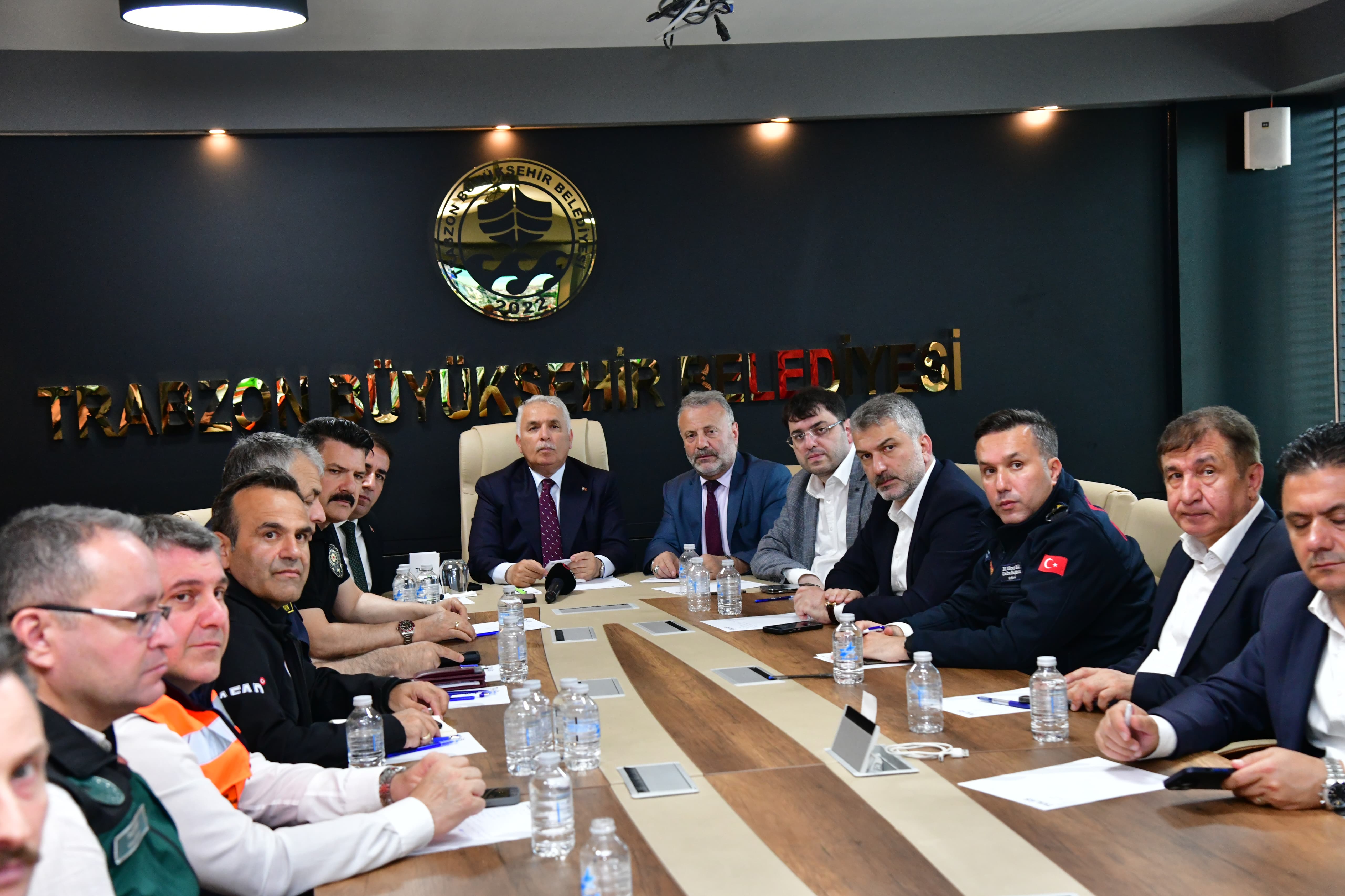 Başkan Genç: Afetin izlerini en kısa sürede sileceğiz<