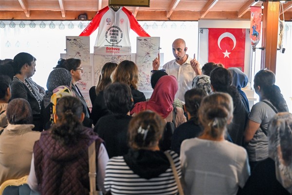 Bornova Belediyesi’nden 29 Ekim’e özel kültür gezisi<