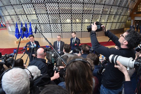 AB liderleri nihayet AB'nin farklı viteslerde ilerlemesi gerektiğini kabul etti<