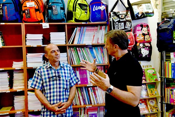 Bahçelievler Belediyesi’nden 72 milyon kırtasiye desteği<