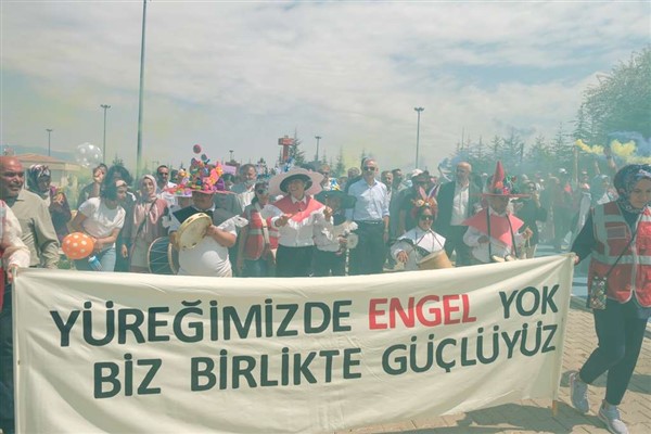 Karaman’da özel eğitim öğrencilerine özel Bahar Şenliği<