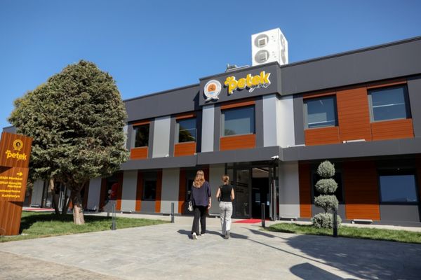 Petek Genç, 123 binin üzerinde öğrenciye hizmet verdi<