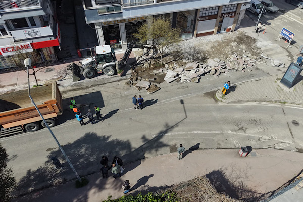 Samsun İstiklal Caddesi’nde asfalt ve kaldırım çalışmaları başladı<