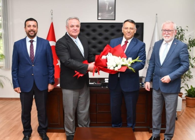 Rektör Gürel, Bolu Abant İzzet Baysal Üniversitesi'nde devir teslim törenine katıldı