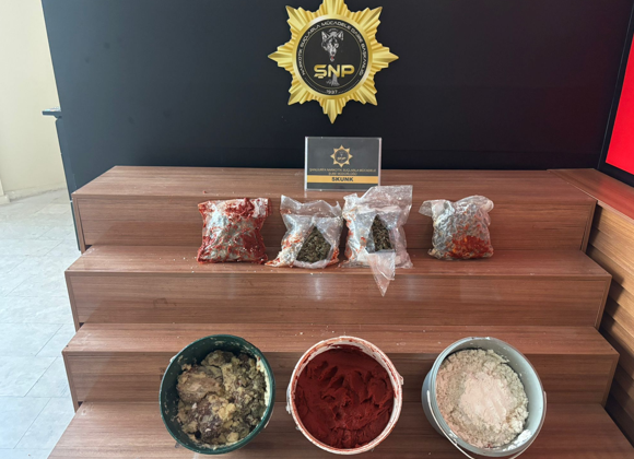 Şanlıurfa'da 2 kilo 400 gram skunk ele geçirildi