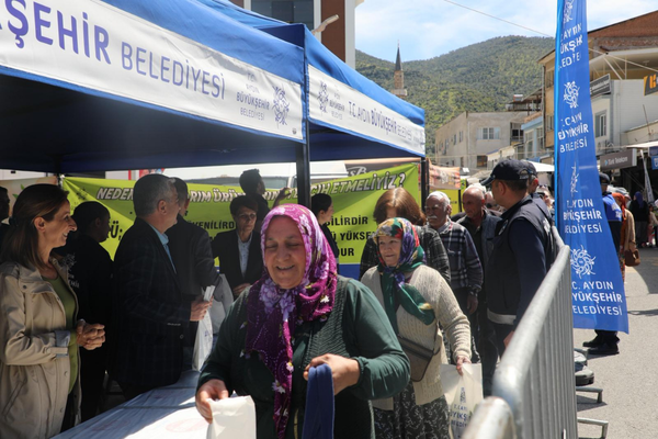 Ata tohumu fideleri ilçelerde dağıtıldı<
