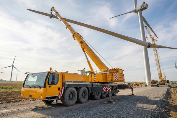 Petlas, mobil vinç lastiklerinin yerli üreticisi oldu