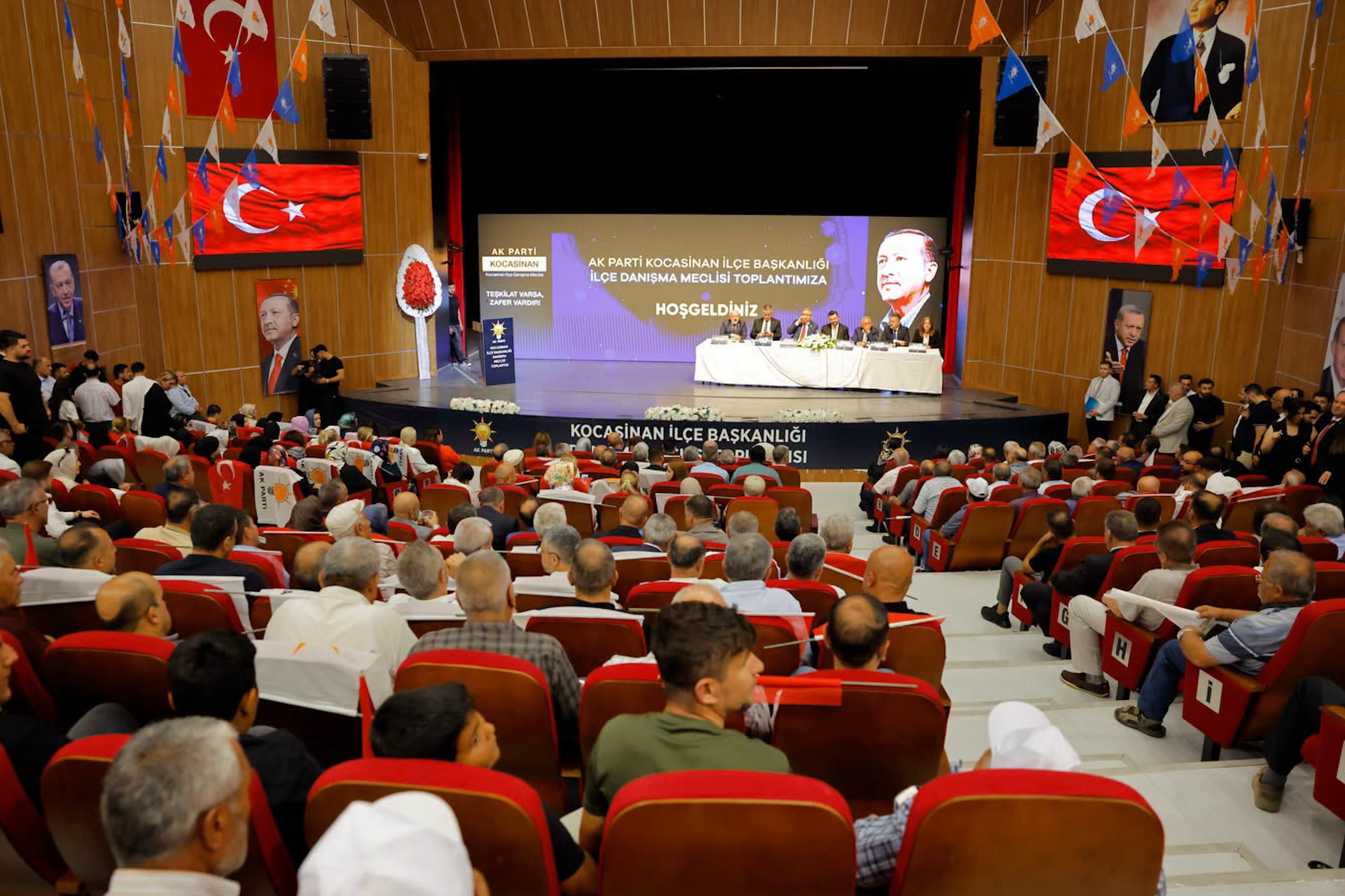 Başkan Büyükkılıç, Kayseri’de üç ilçenin danışma meclisi toplantısına katıldı<