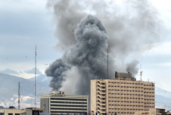 Wang Yi İran, Umman ve Fransa dışişleri bakanlarıyla görüştü<