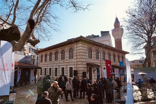 Restorasyonu tamamlanan İmrahor Camisi yeniden ibadete açıldı<