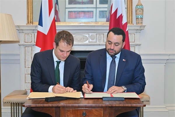 Katar ile İngiltere arasında mutabakat zaptı imzalandı<
