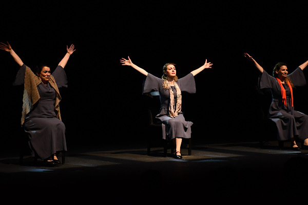 Eskişehir Şehir Tiyatroları’ndan Balıkesir’de tiyatro gösterimi<