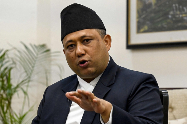 Nepal Dışişleri Bakanı afet yardımları için Çin’e teşekkür etti<