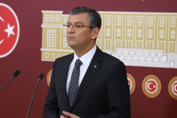 Özgür Özel'den Memleket Partisi'ne ziyaret