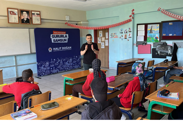 Petek Genç Programlarıyla 30 binden fazla öğrenciye ulaşıldı<