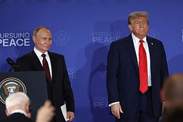 Trump'ın Putin ile ikinci zirve gerçekleştirme umutları suya düştü<