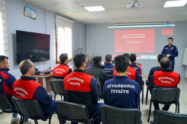 İtfaiye personeline baca yangınları eğitimi verildi