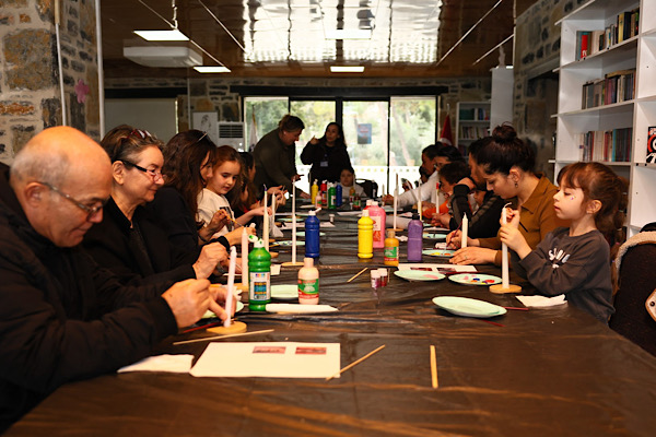 Bodrum’da Mum Boyama Atölyesi düzenlendi