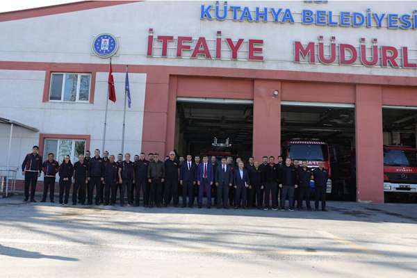 Başkan Kahveci itfaiye personeliyle buluştu