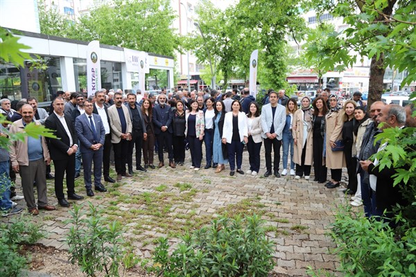 DBB Eş Başkanları, Ergani 1. Kitap Günleri’nin açılışına katıldı