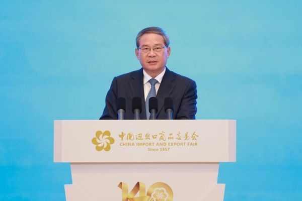 Li Qiang: Çin, dünyaya daha fazla pazar fırsatı sunacak<